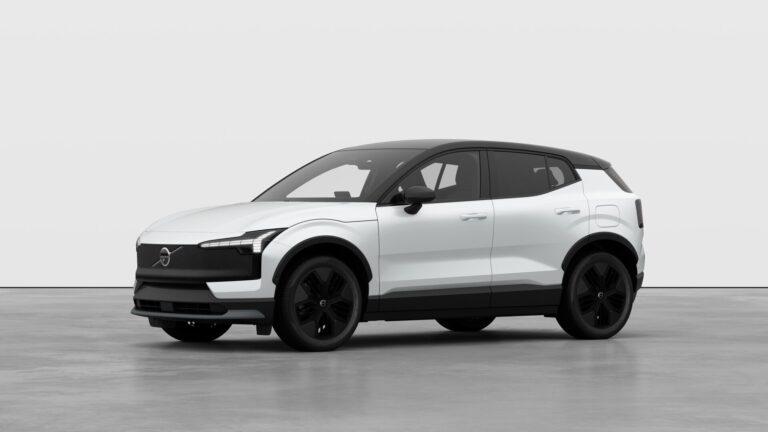 Volvo EX30 Cross Country Ultra Twin Motor Performance