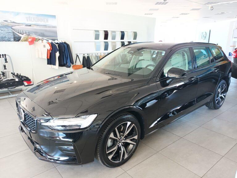 Volvo V60 B4 MHEV Plus Dark