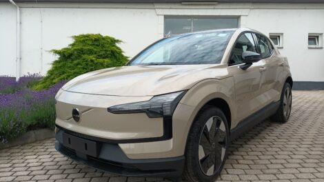 Volvo EX30 Single Motor Extended Range Plus