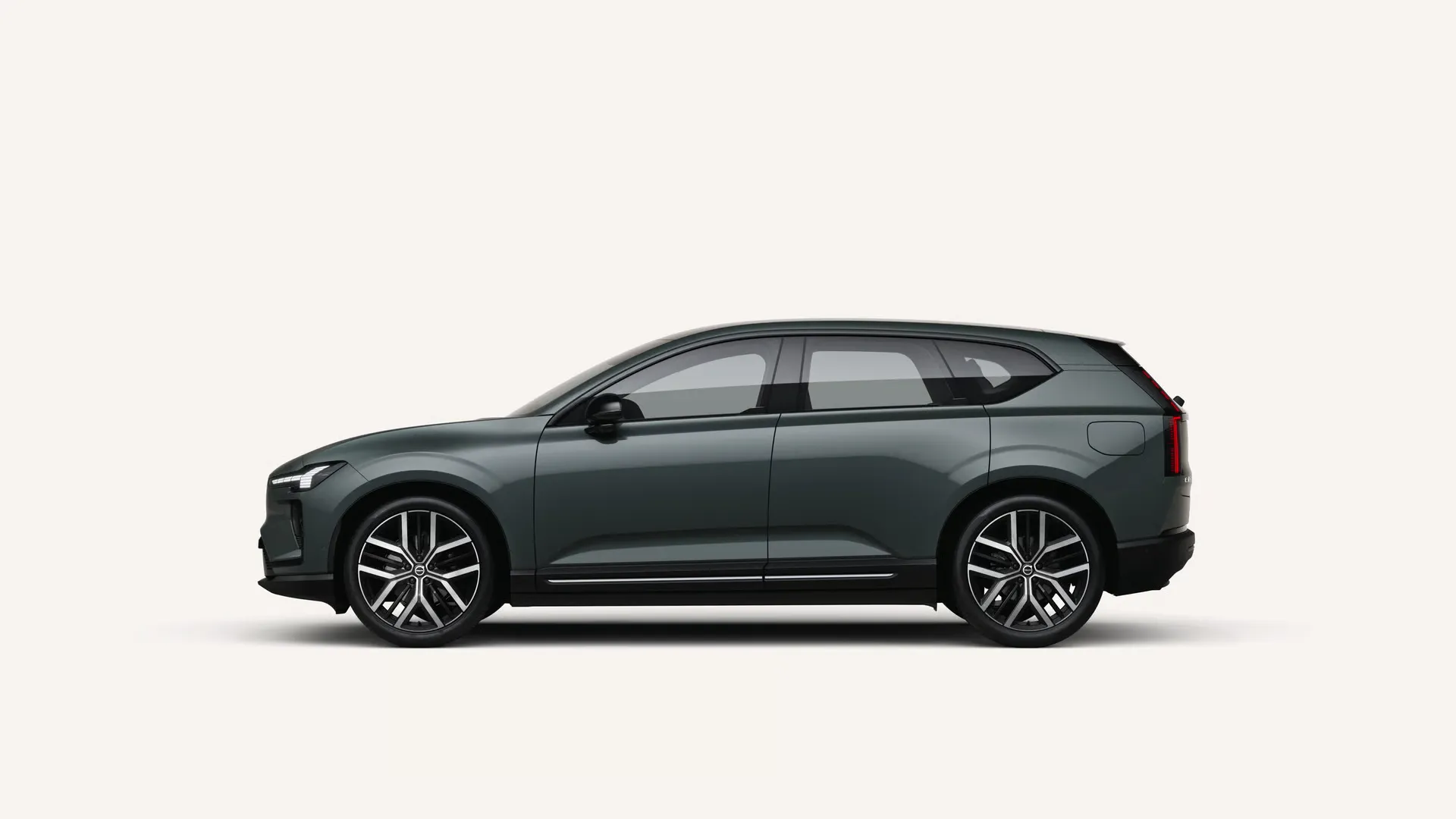 Volvo EX60 fehér háttéren oldal nézet